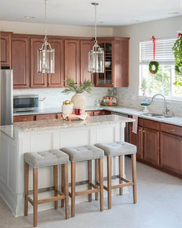 12943 christmas kitchen decor 2