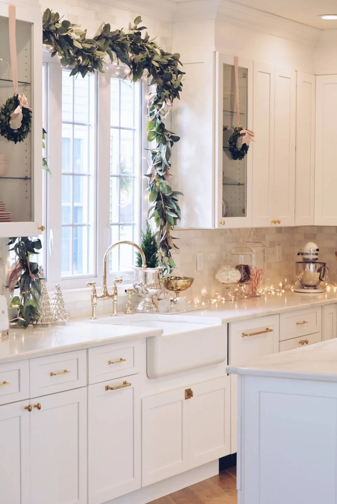 12943 christmas kitchen decor 4