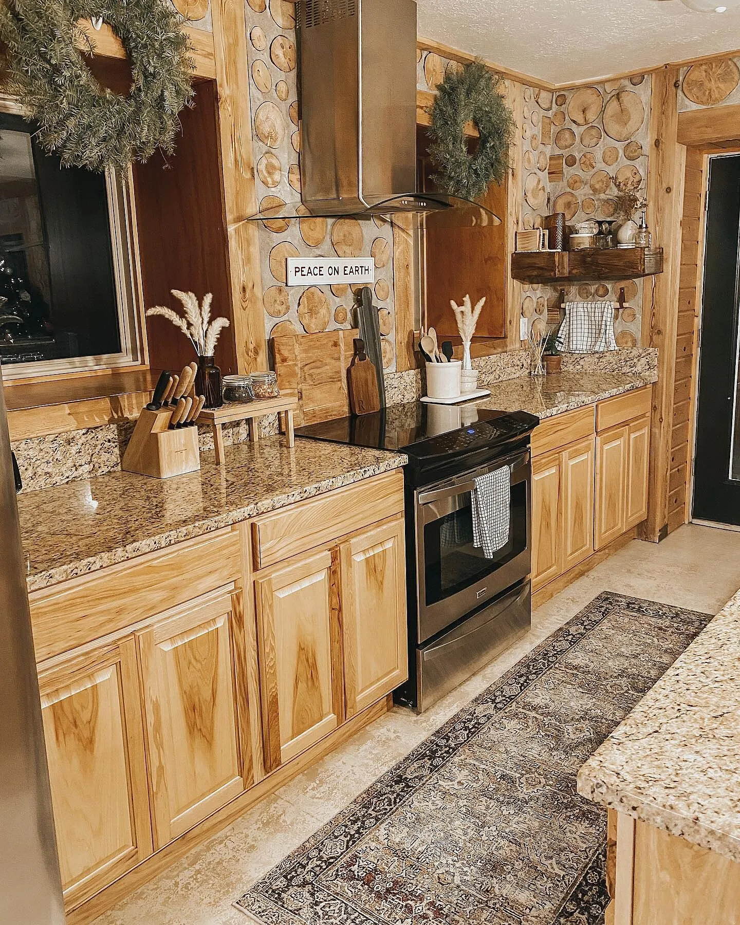 12973 country house kitchen 5