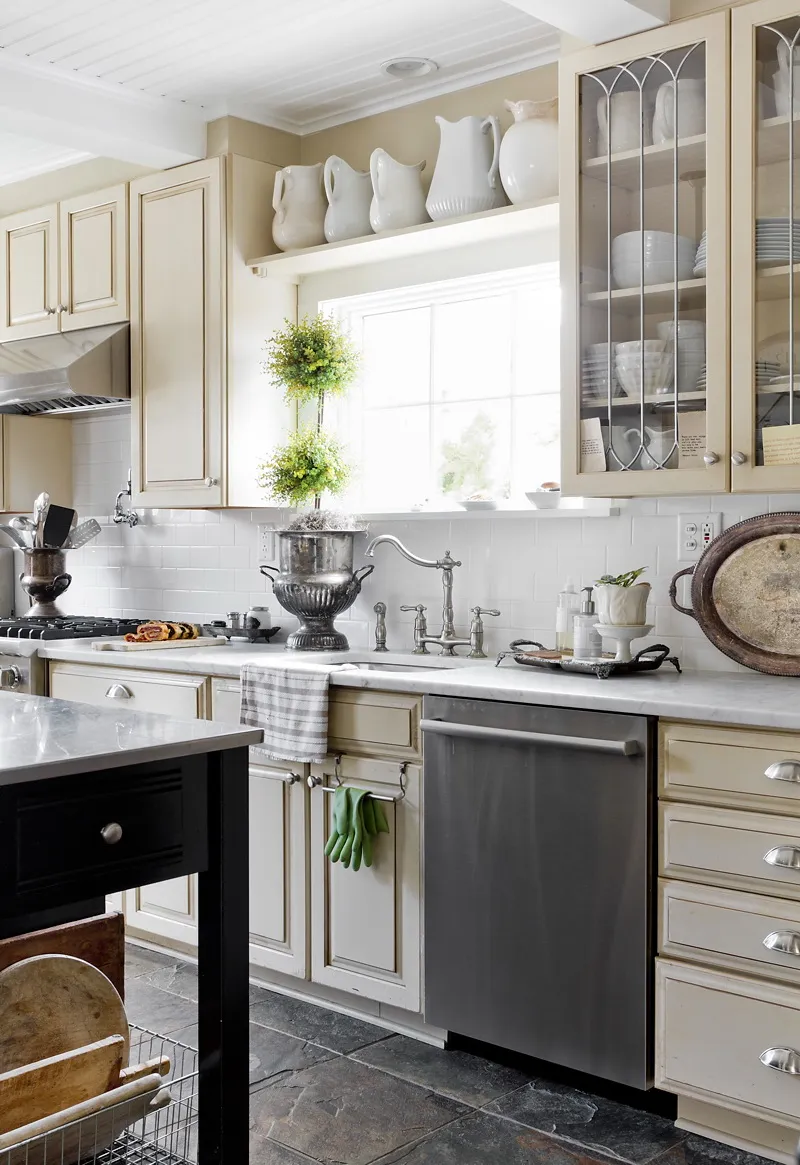/img/12982-kitchen-decor-storage-7.webp