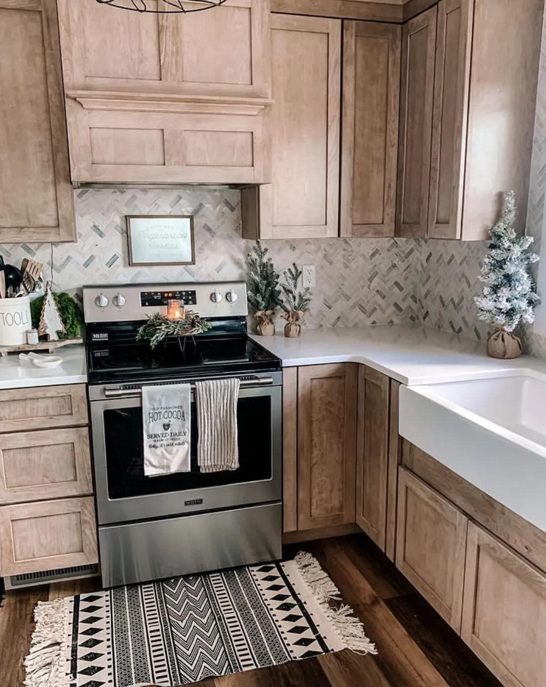 13003 rustic kitchen stone