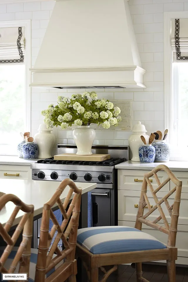 13047 summer kitchen decor canada image1
