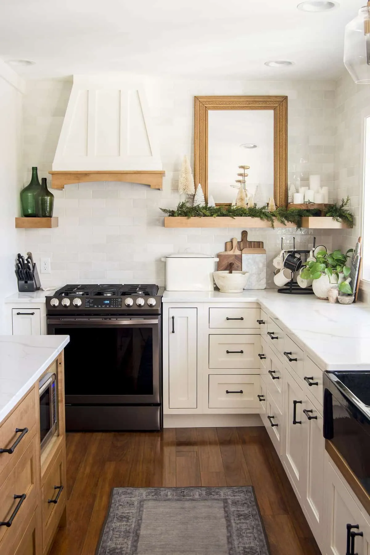 13093 christmas kitchen lighting