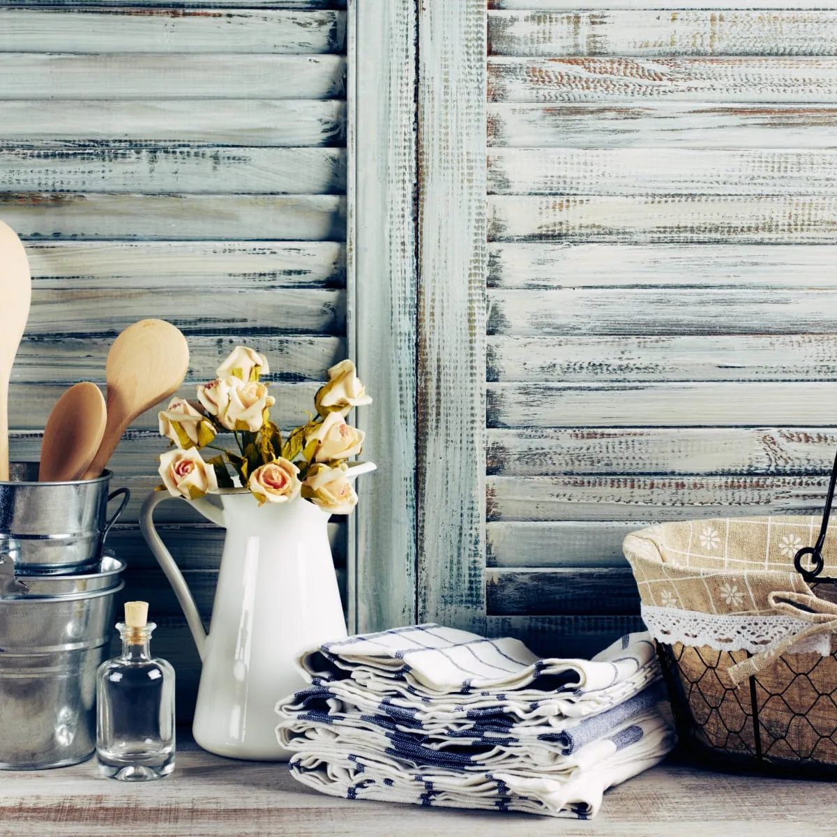 13096 farmhouse kitchen neutral palette