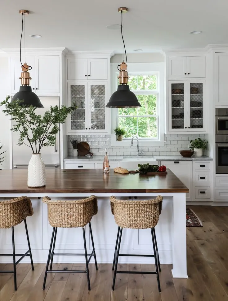 13108 classic farmhouse kitchen
