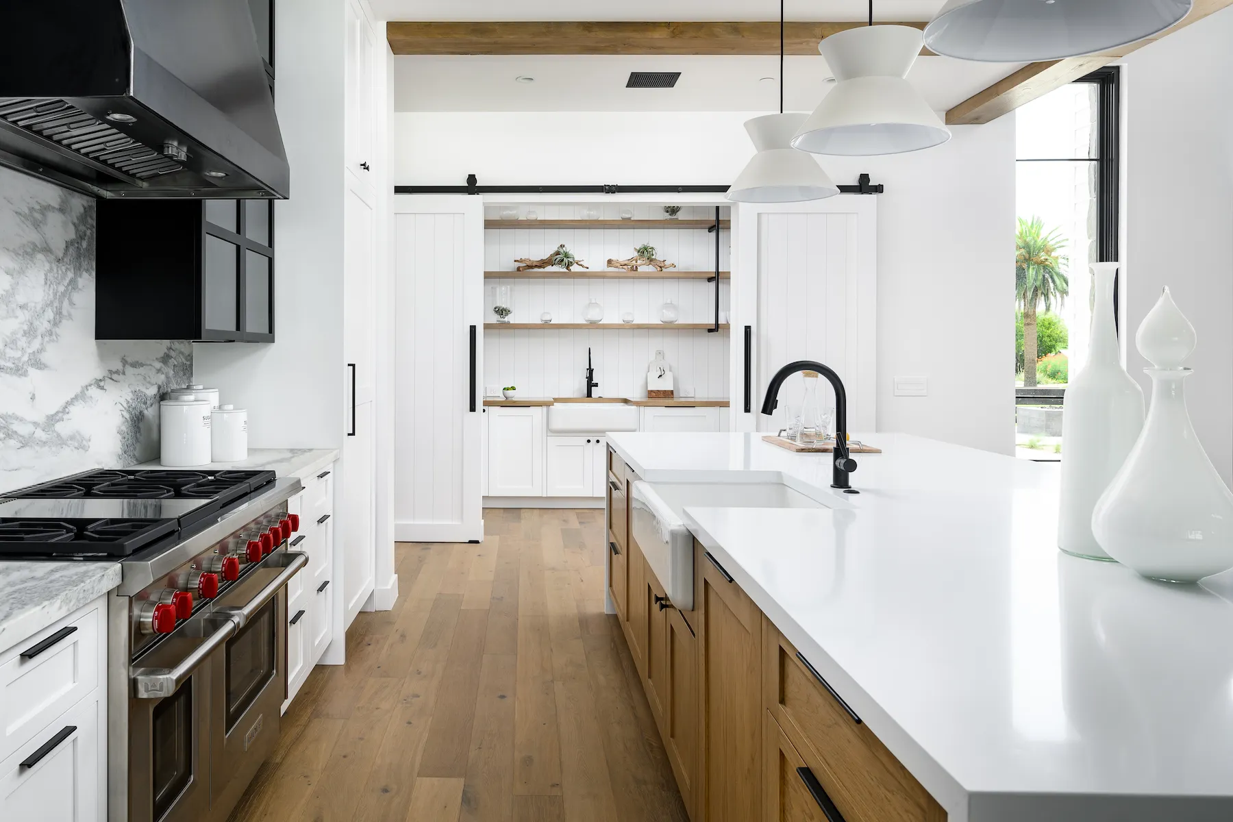 13139 magnolia kitchen open shelving