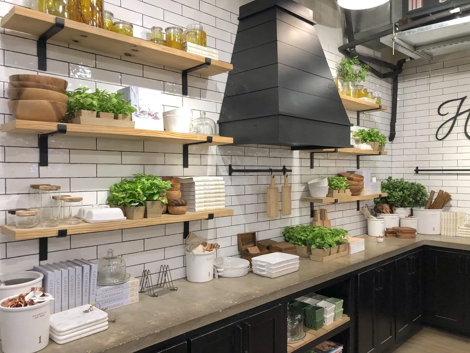 13139 magnolia kitchen texture